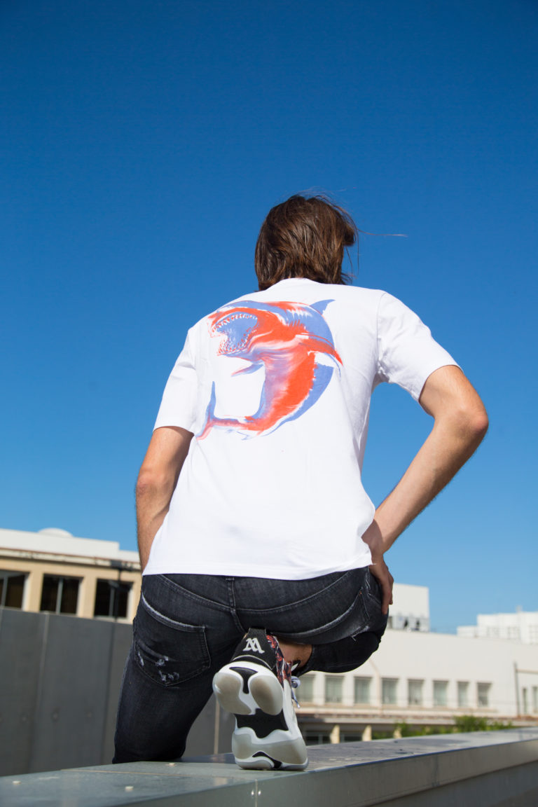 T-SHIRT SHARK BLACK - Image 7
