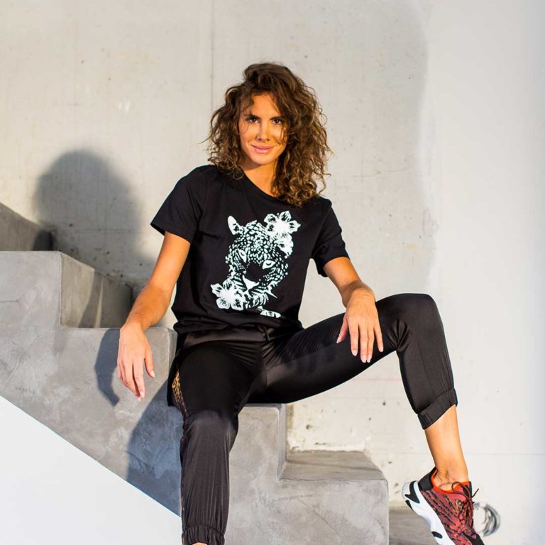 T-SHIRT GUEPARD WHITE or BLACK - Image 6